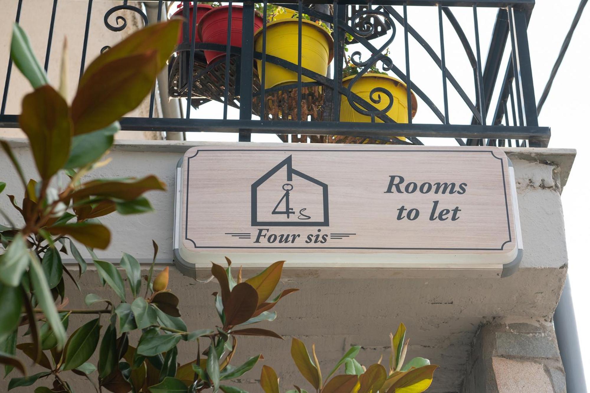Four Sis Rooms Mangana Экстерьер фото