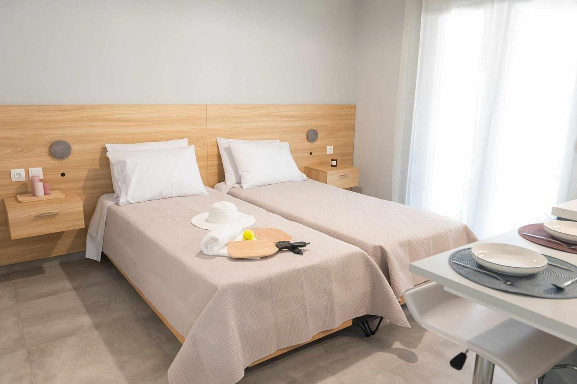 Four Sis Rooms Mangana Экстерьер фото