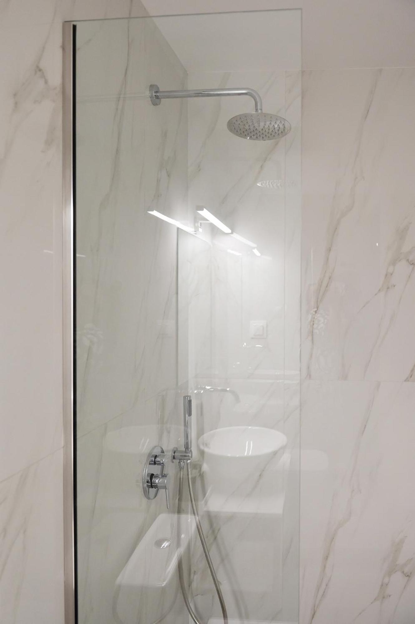 Four Sis Rooms Mangana Экстерьер фото