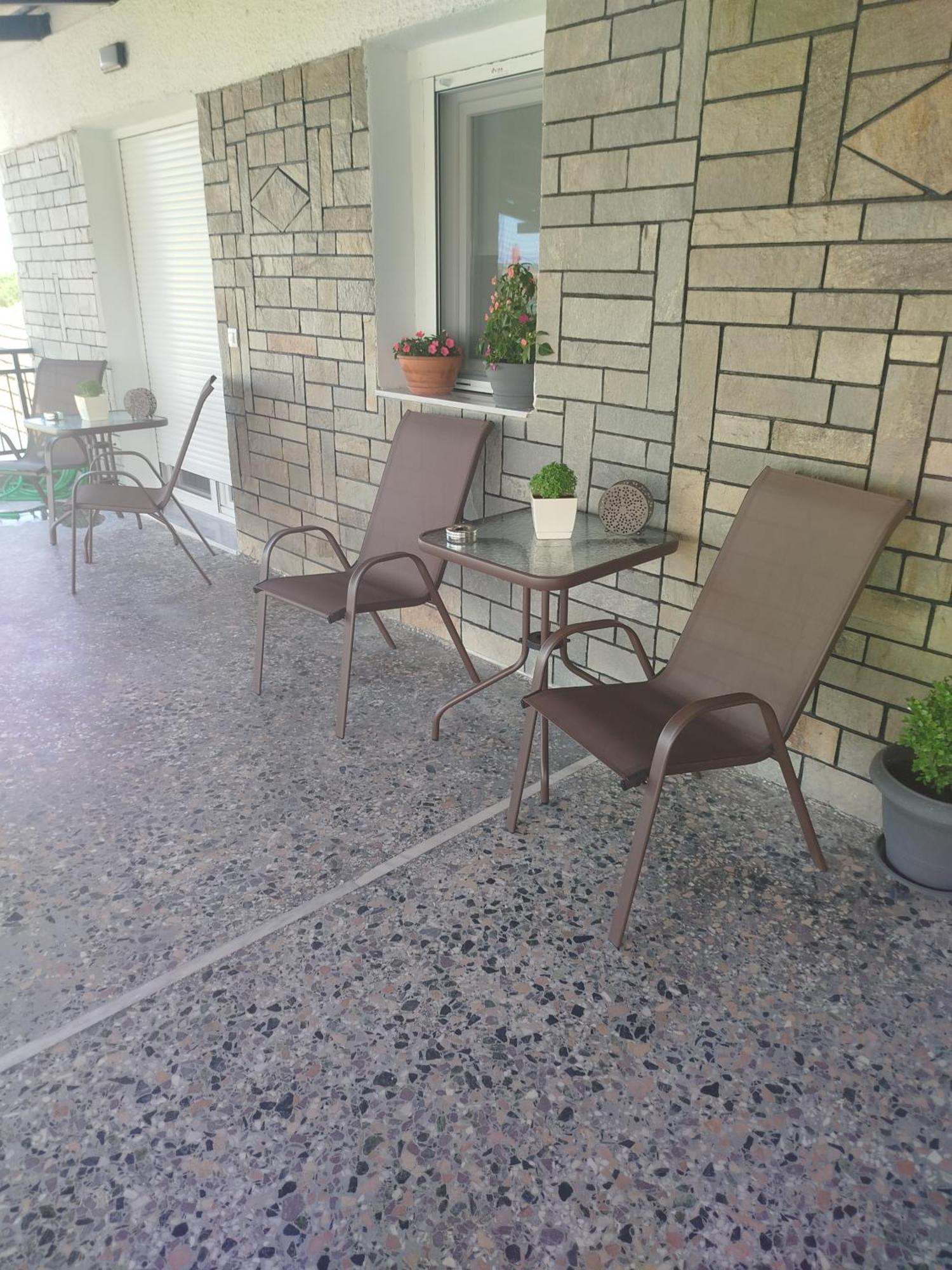 Four Sis Rooms Mangana Экстерьер фото