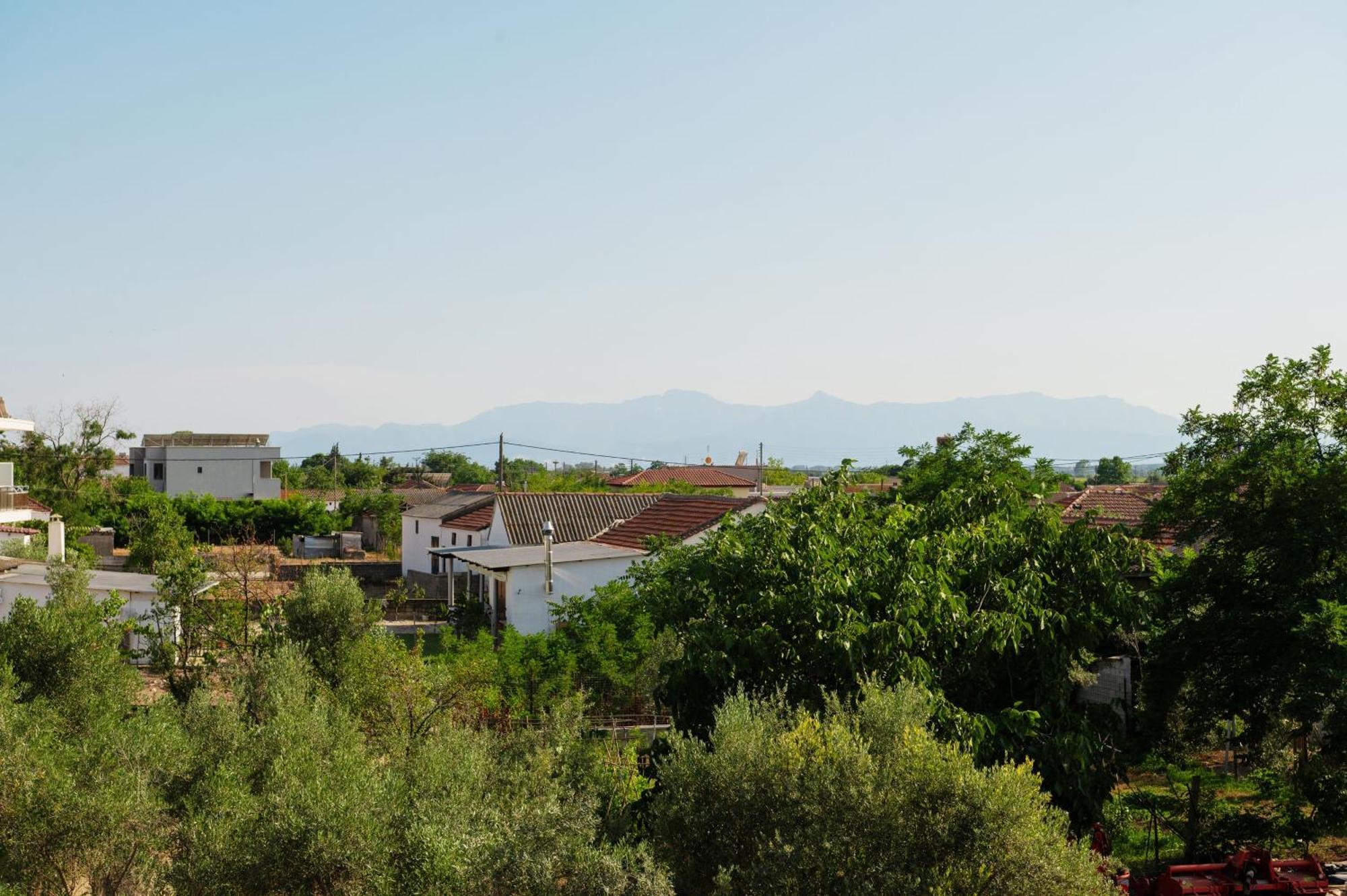 Four Sis Rooms Mangana Экстерьер фото